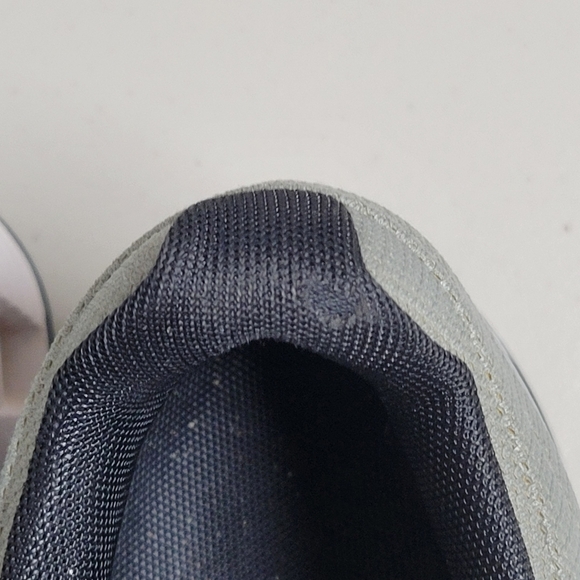 On Running On Cloud 5 Kelp Shadow Women's Size 10. - Picture 13 of 14